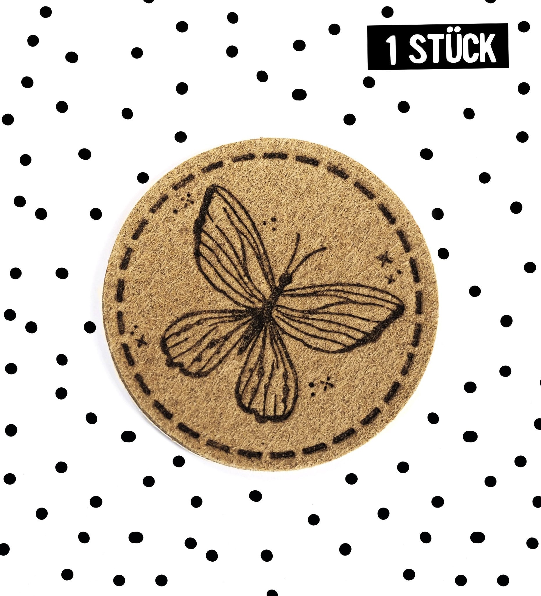 paul-clara-kunstleder-labels-schmetterling-label-iron-on-4x4-cm image 1