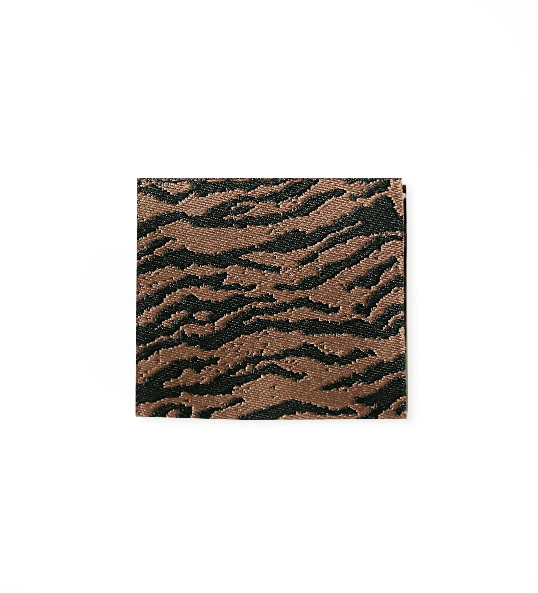 paul-clara-weblabels-zebra-klapp-weblabel-braun image 1