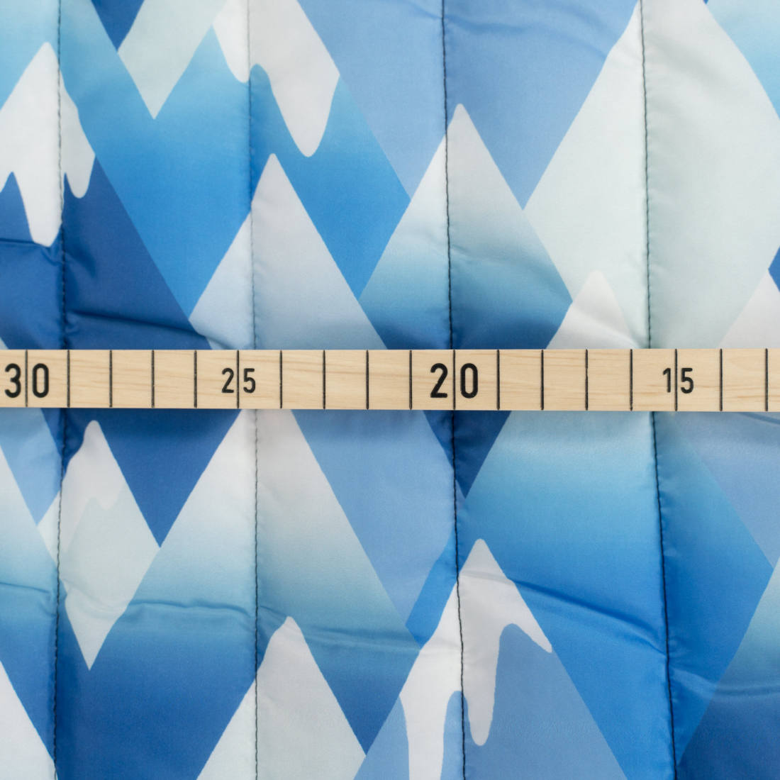 n-hfrosch-stoffe-jacken-stepper-mountain-steppstoff-blau image 2