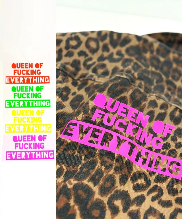 lenipepunkt-plot-queen-of-fu-ing-everything-neonpink-15x7-5cm image 1