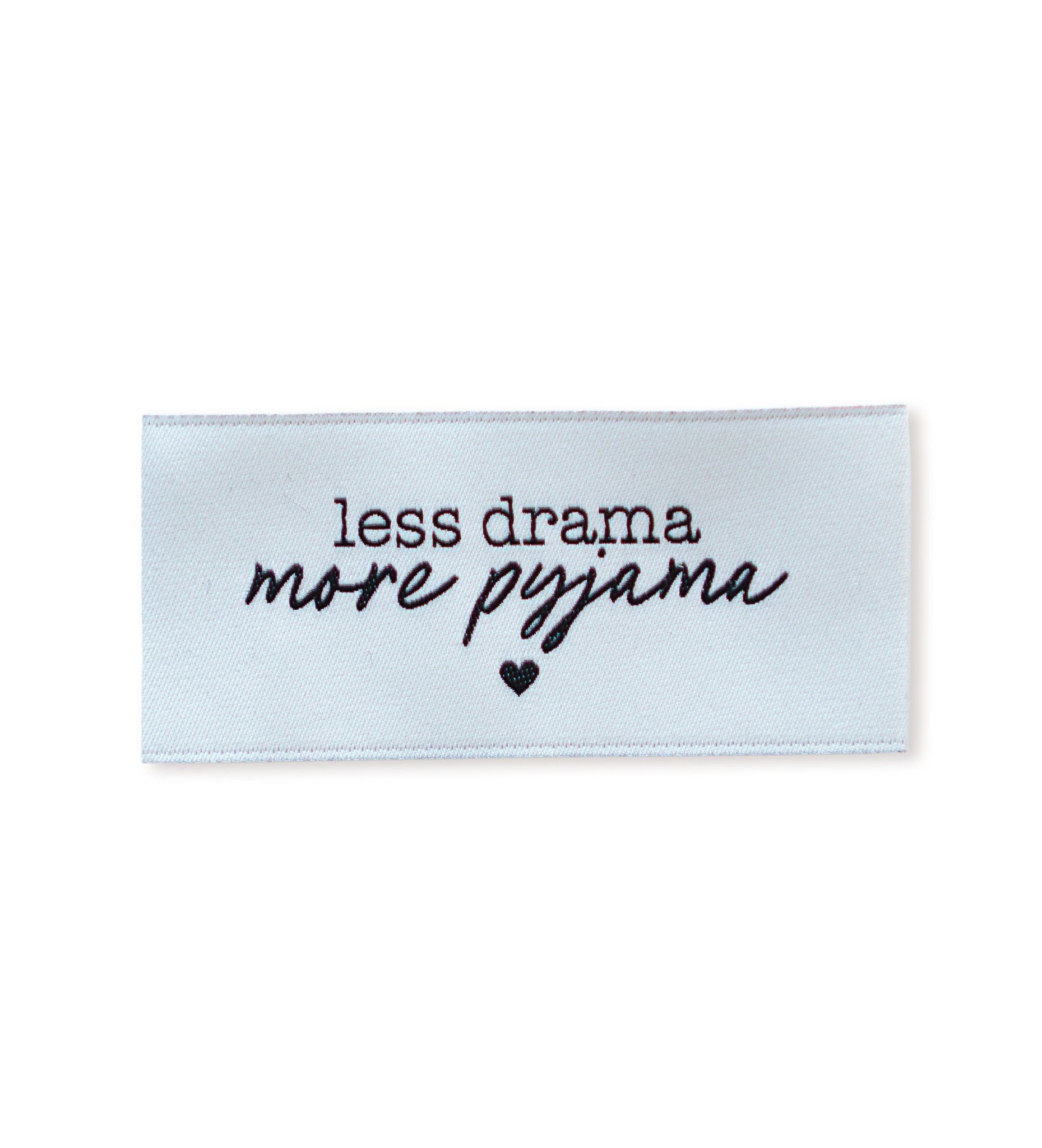 paul-clara-less-drama-more-pyjama-weblabel image 1