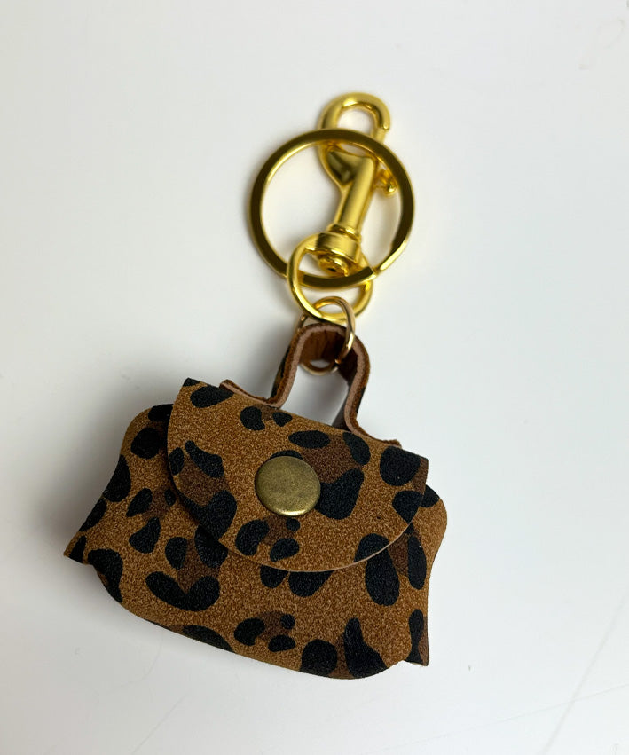 lenipepunkt-mini-leo-tasche-taschenanh-nger-bag-charm image 3