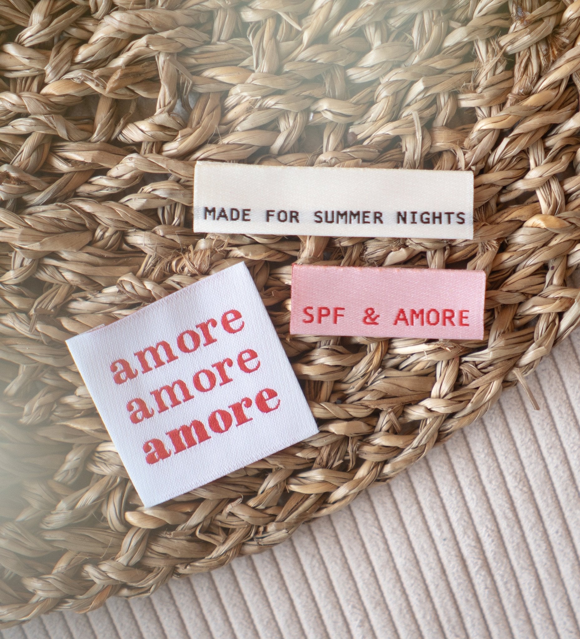 paul-clara-weblabels-amore-amore-amore-weblabel-ann-h image 2