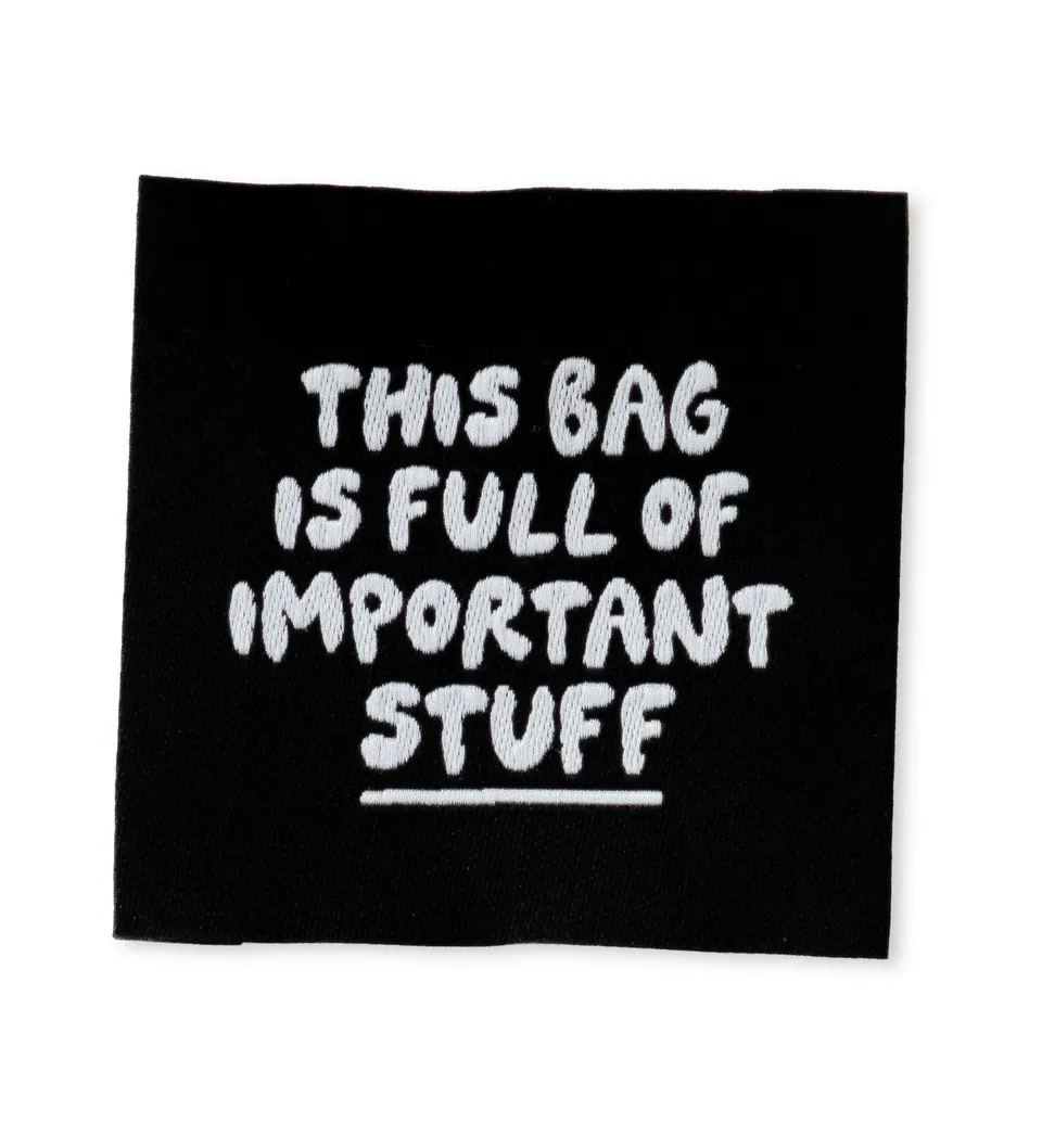paul-clara-weblabels-this-bag-is-full-weblabel-xl-4x4-cm image 1
