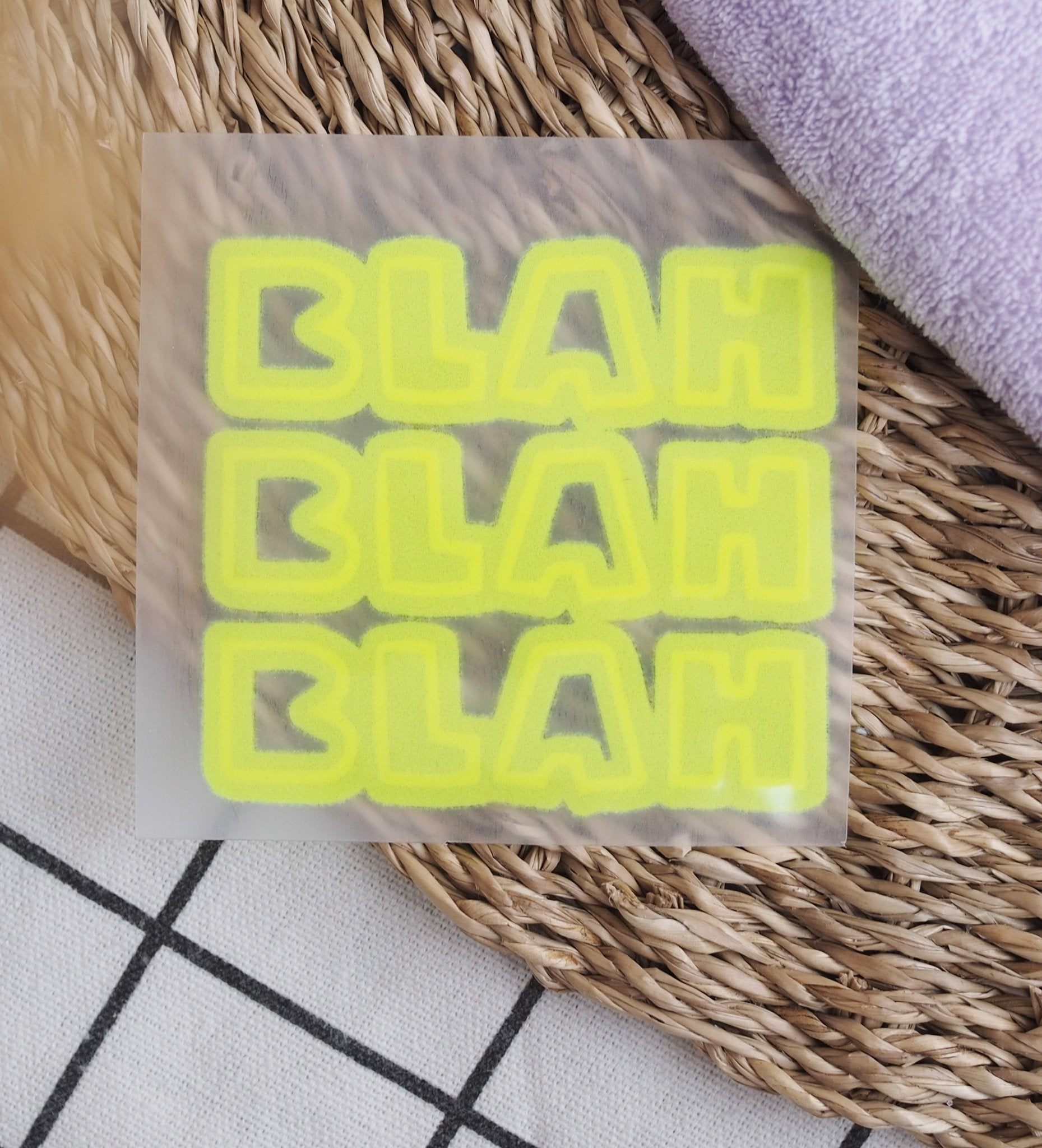 paul-clara-flock-patches-blah-blah-blah-patch-aufb-geln-gelb image 7