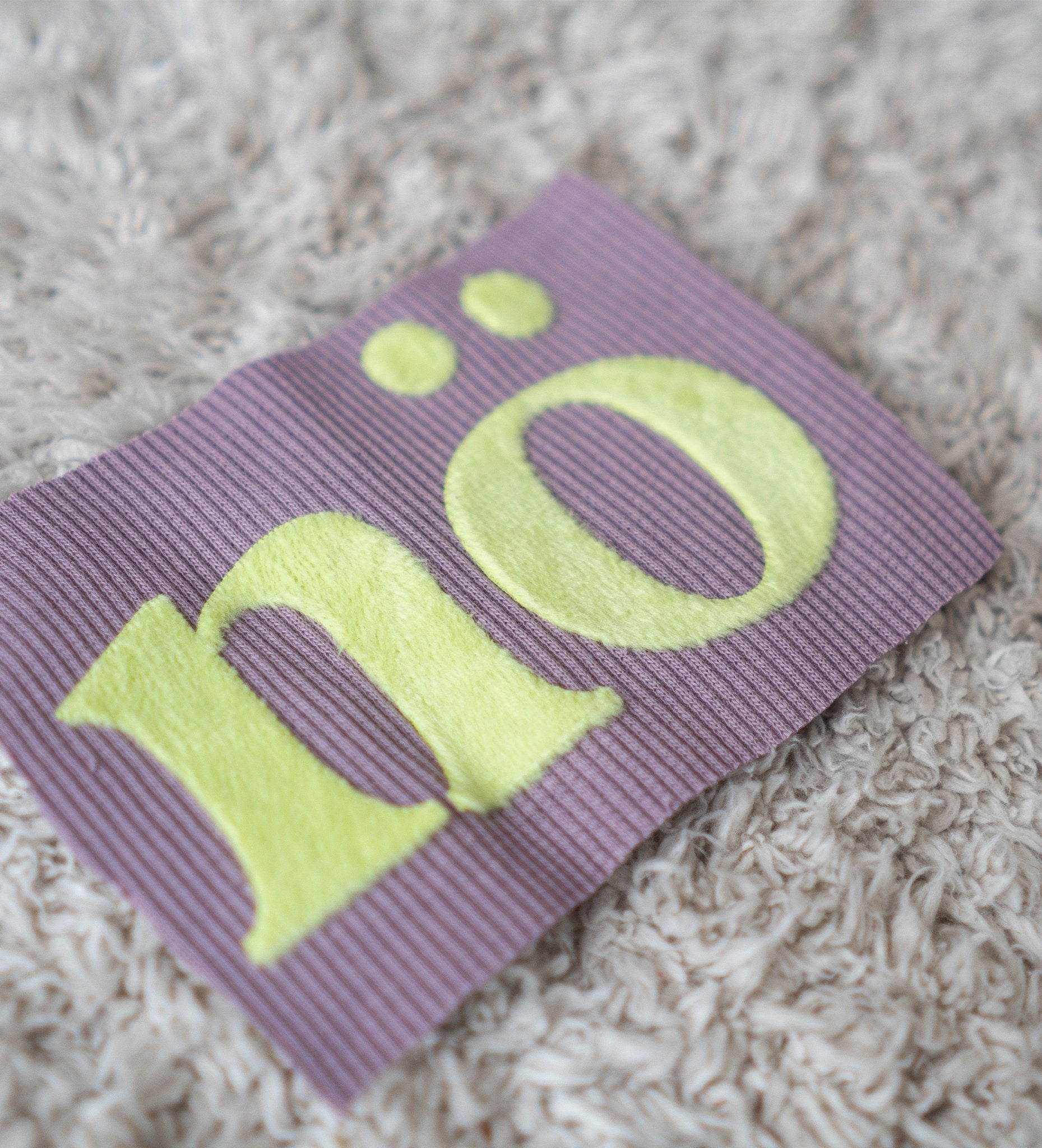 paul-clara-n-teddy-patch-neongelb-zum-aufb-geln image 2