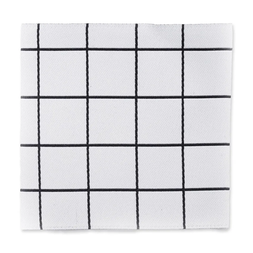 paul-clara-weblabels-grid-schwarz-wei-xxl-label image 1