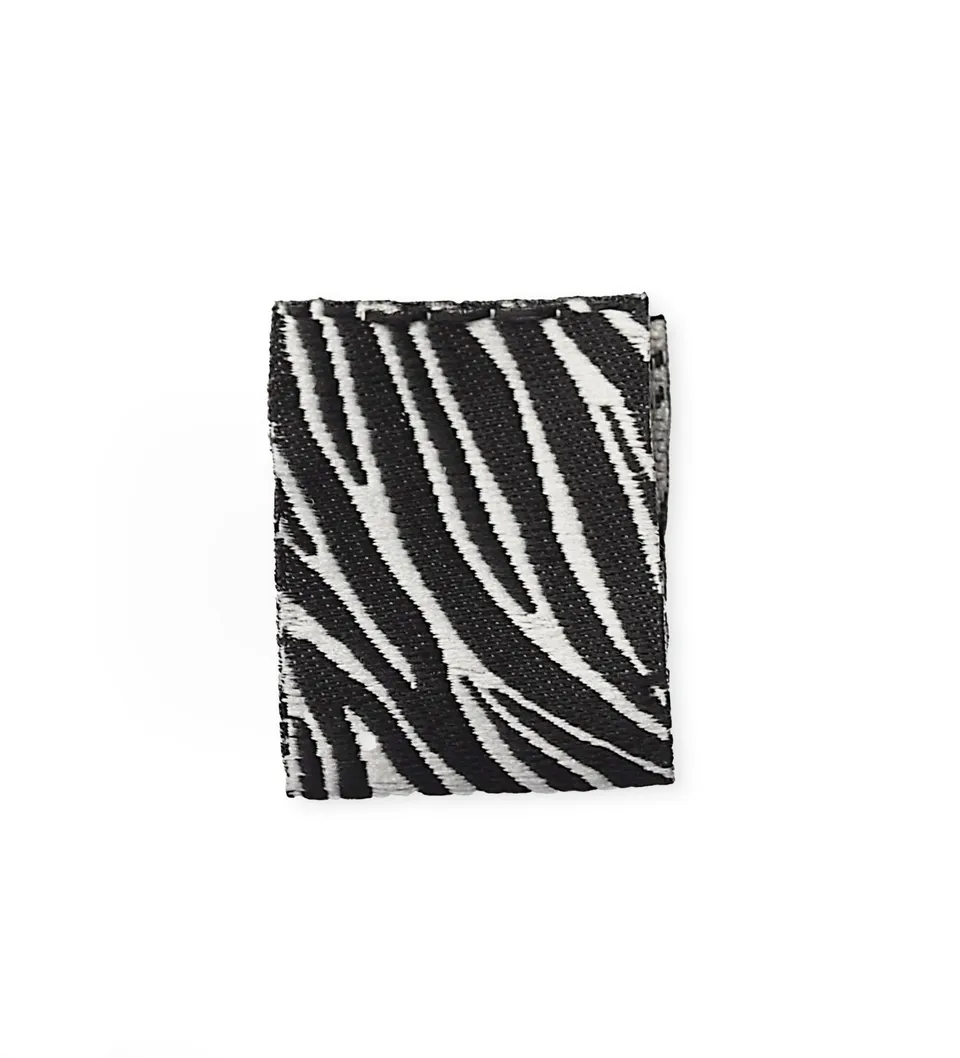 paul-clara-weblabels-zebra-klapp-weblabel-zum-einn-hen image 1