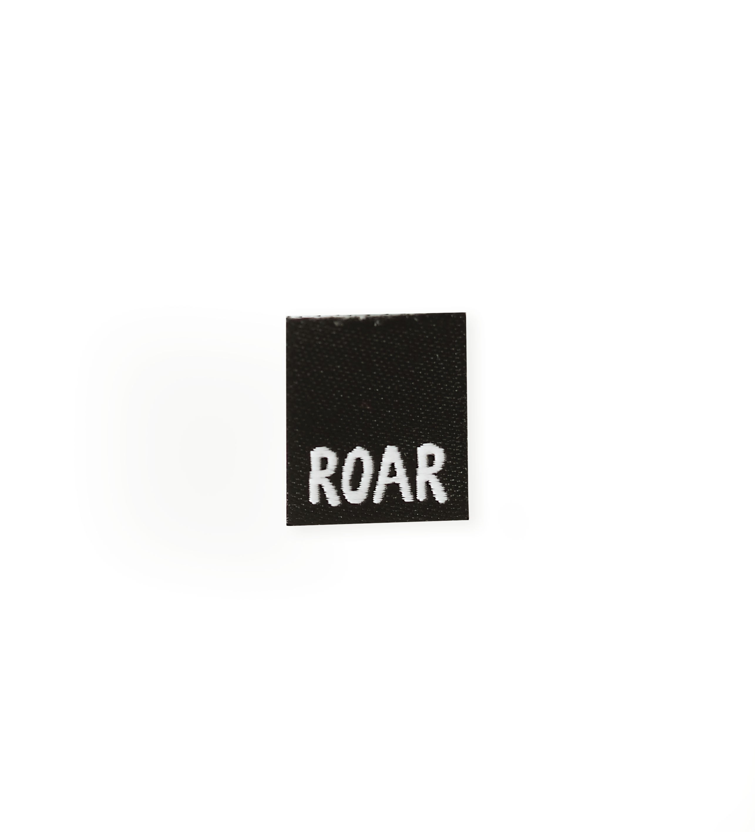 paul-clara-weblabels-mini-label-roar image 1