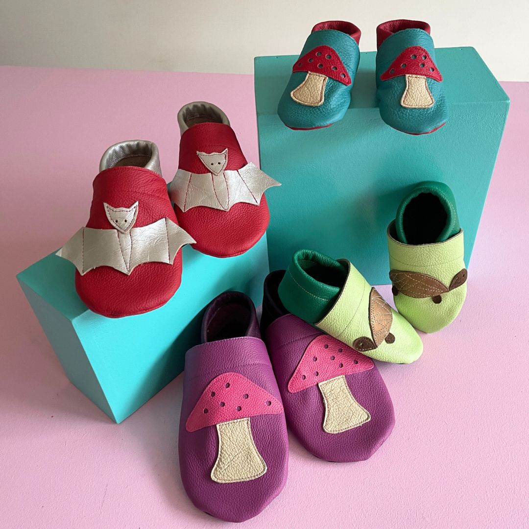 sew-simple-sumi-lederpuschen-schnittmuster-pdf-babyschuhe image 1