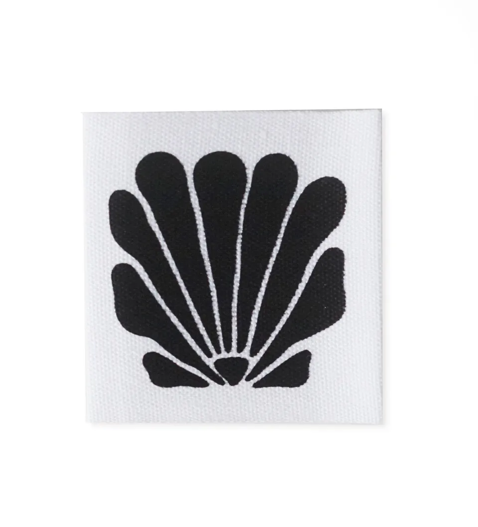 paul-clara-baumwoll-labels-muschel-label-4x4-cm-baumwolle image 1