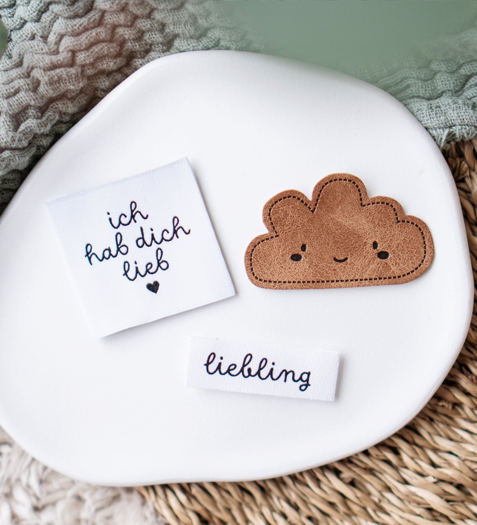 paul-clara-baumwoll-labels-liebling-label-zum-ann-hen image 2