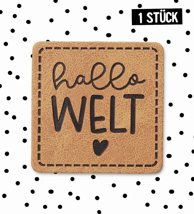paul-clara-kunstleder-labels-hallo-welt-patch-zum-aufb-geln image 1
