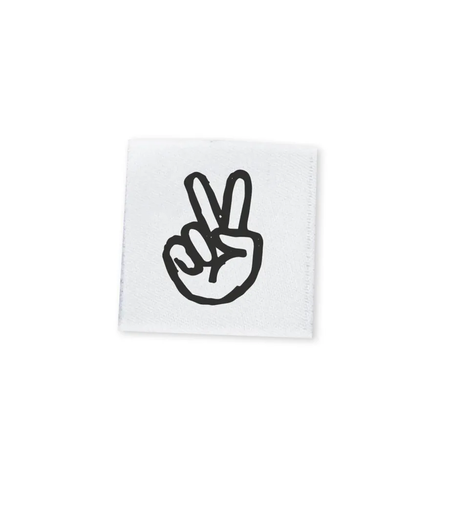 paul-clara-weblabels-peace-hand-mini-weblabel-2x2-cm image 1