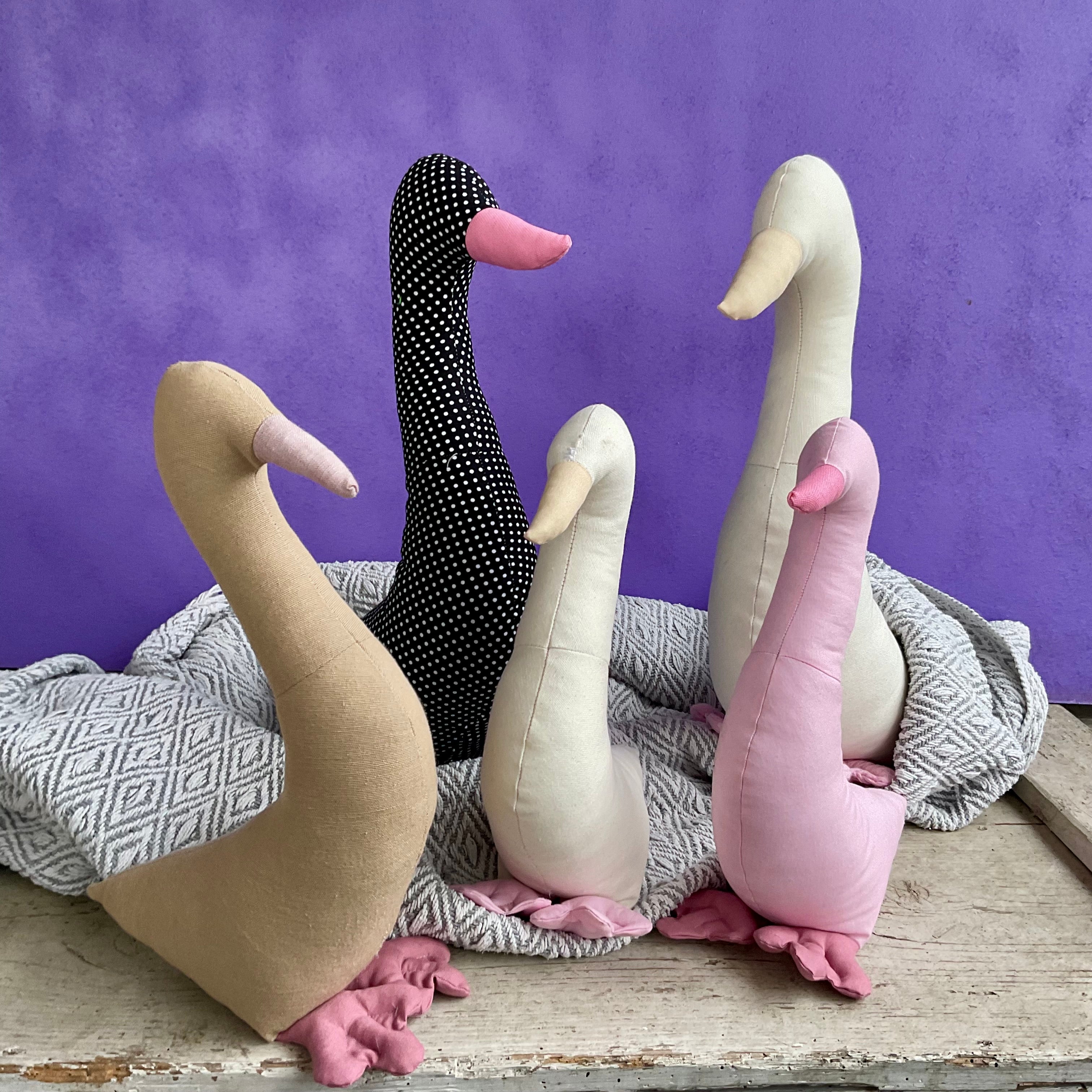 sew-simple-gans-fantastisch-schnittmuster-pdf-stofftier-deko image 2