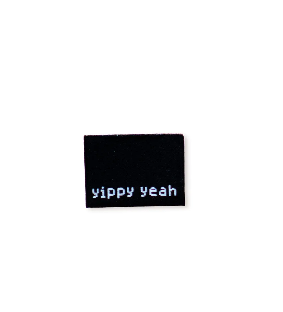 paul-clara-weblabels-yippy-yeah-klapp-label-einn-hetikett image 1