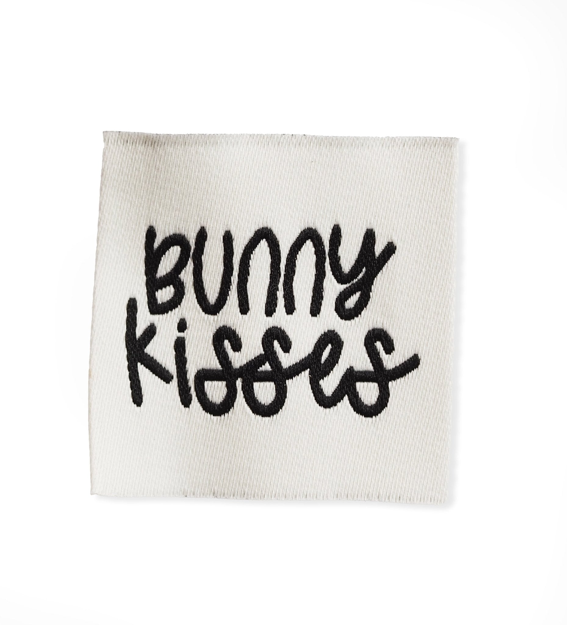 paul-clara-weblabels-bunny-kisses-weblabel-m-tzen-label-3-5-cm image 1
