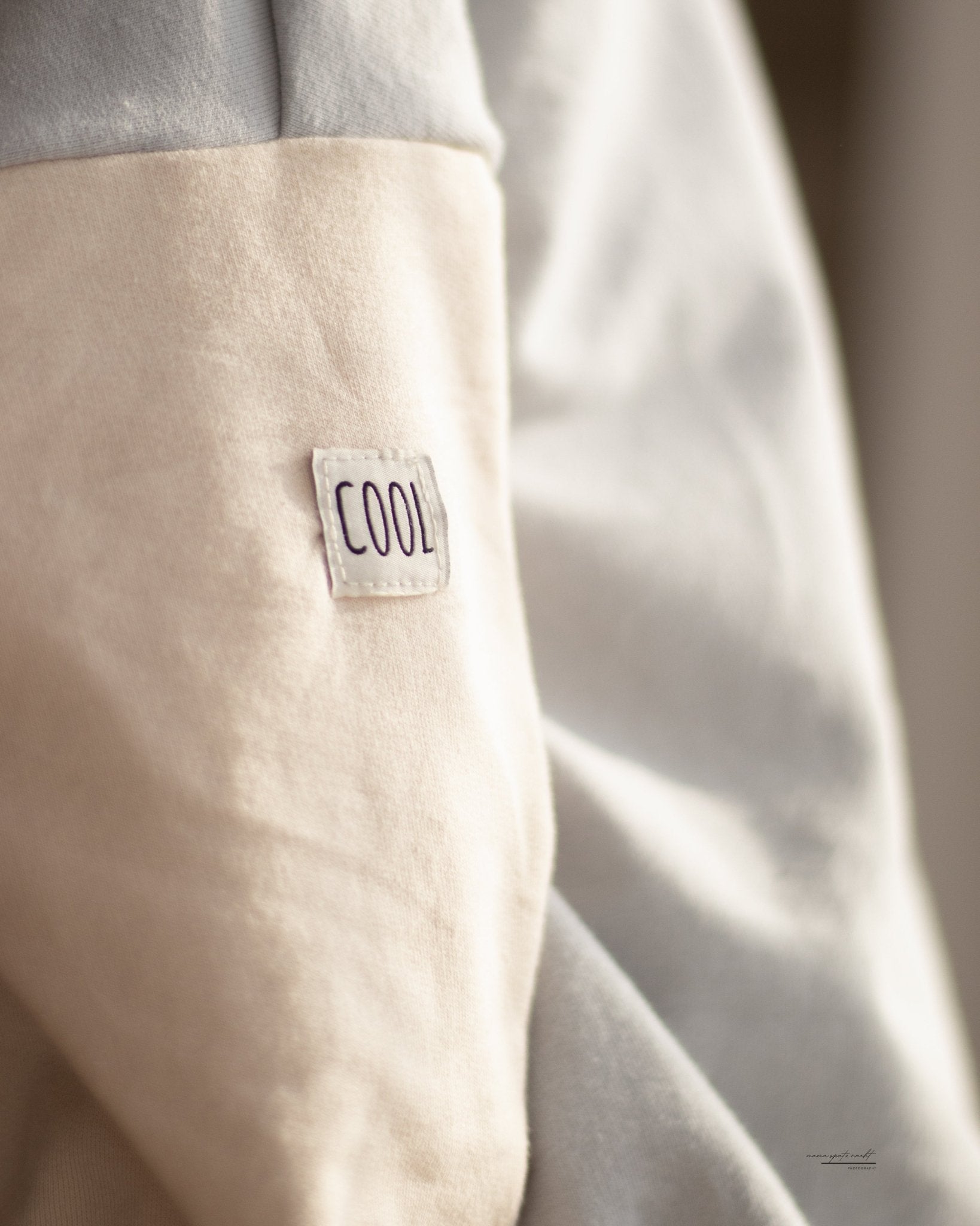 paul-clara-weblabels-cool-mini-weblabel-2x2-cm image 2