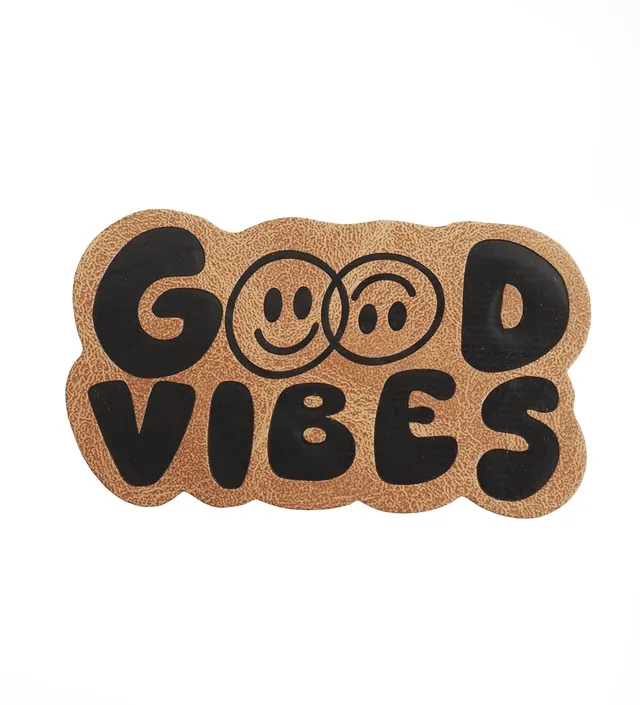 paul-clara-kunstleder-labels-good-vibes-label-iron-on-3-7x6-5cm image 1