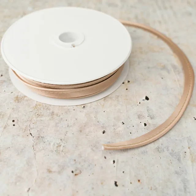 n-hfrosch-paspelband-satin-10mm-paspelband-beige-gl-nzend image 1