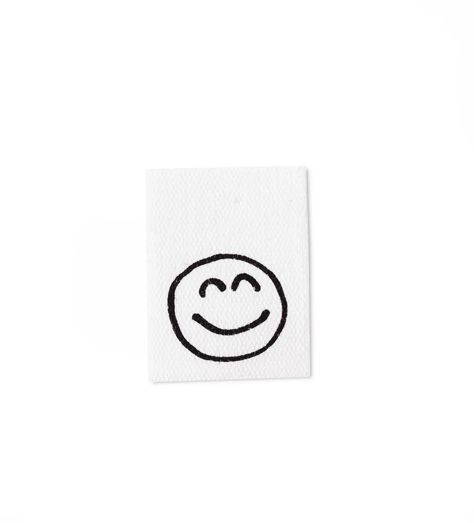 paul-clara-baumwoll-labels-smile-klapplabel-2-cm-wei image 1