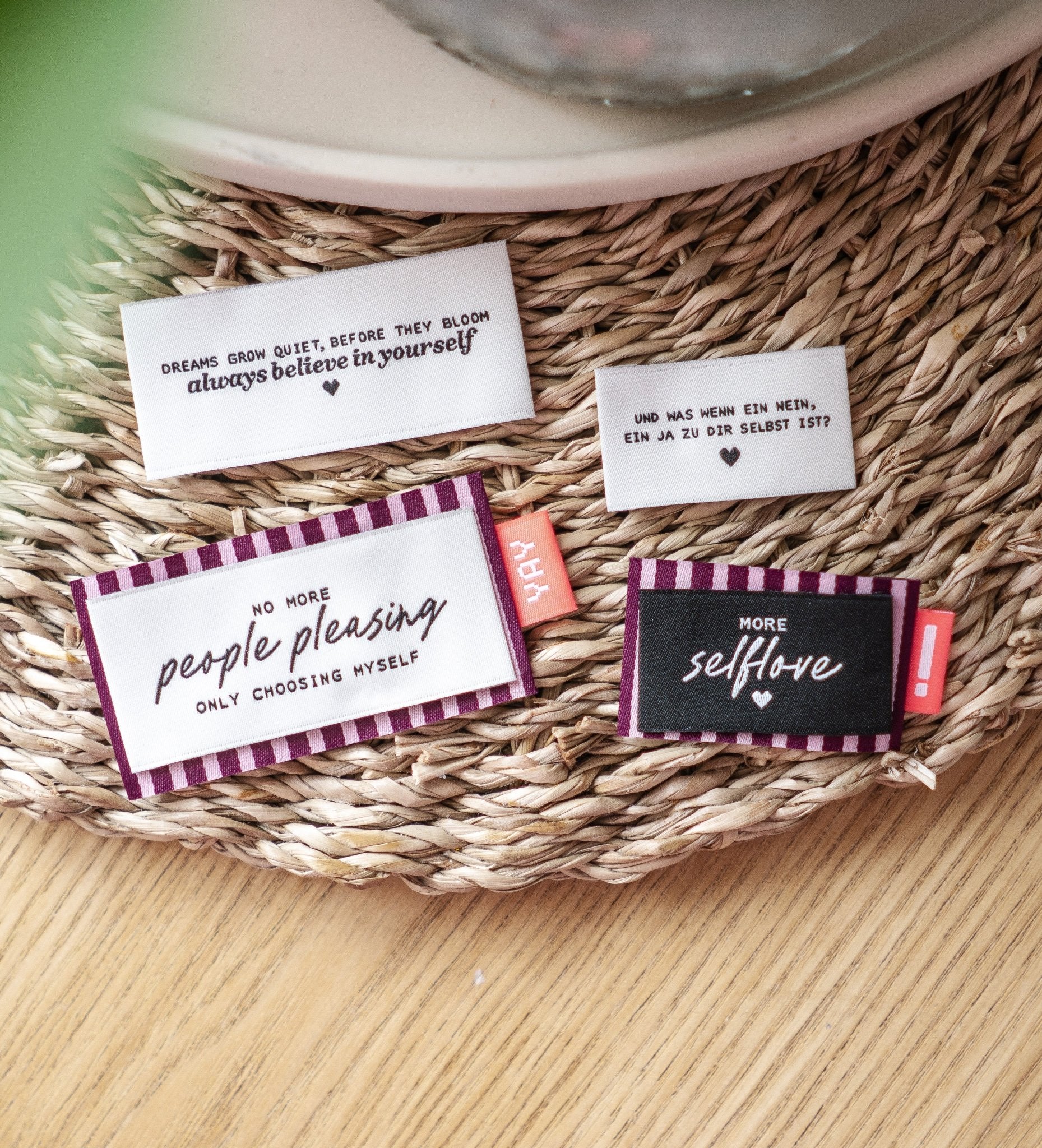 paul-clara-weblabels-no-more-people-pleasing-label image 2