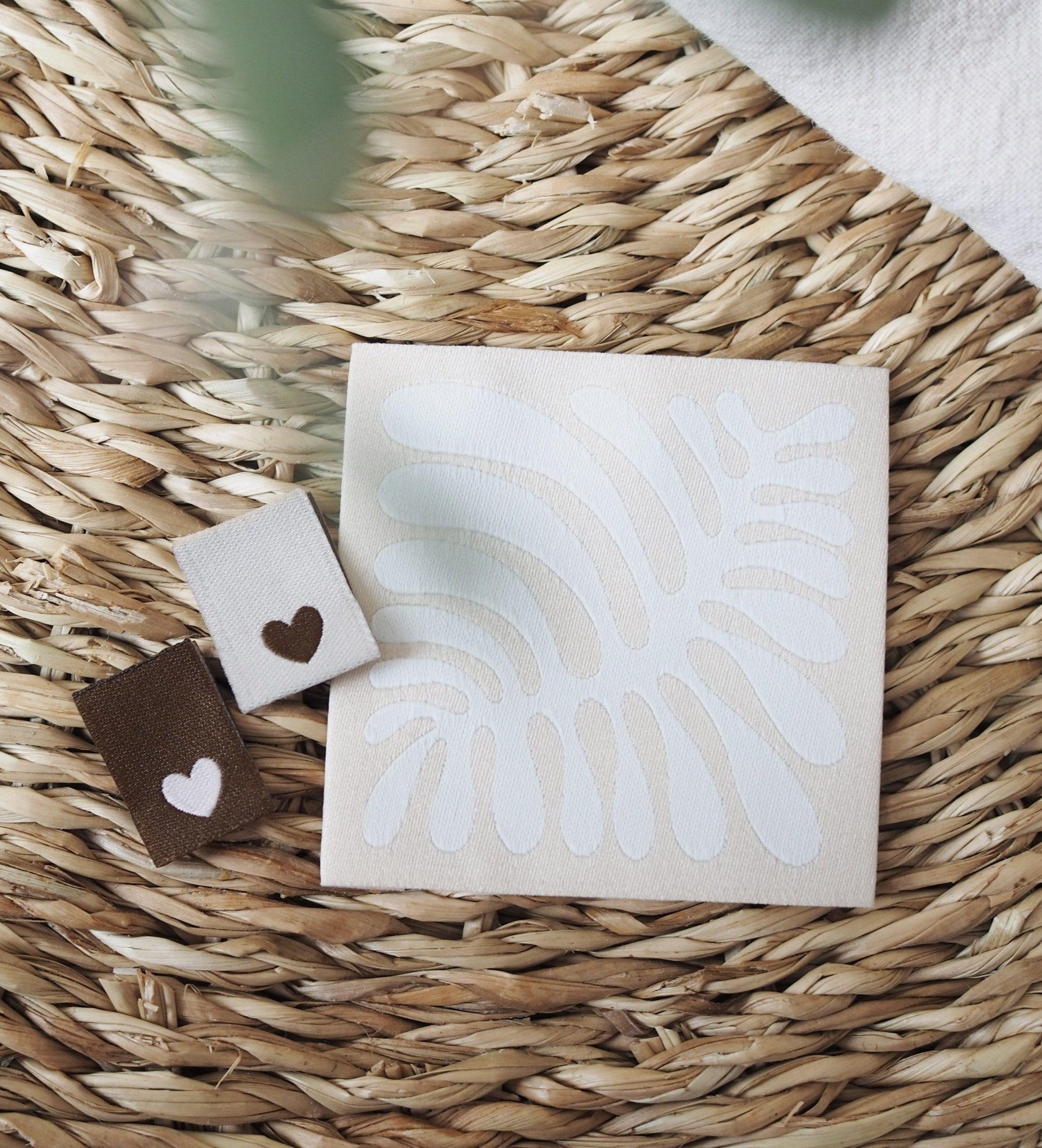 paul-clara-weblabels-xxl-weblabel-bloom-sand-label image 2