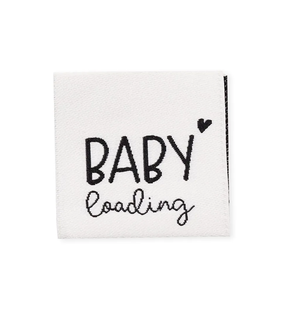 paul-clara-weblabels-baby-loading-label-wei image 1
