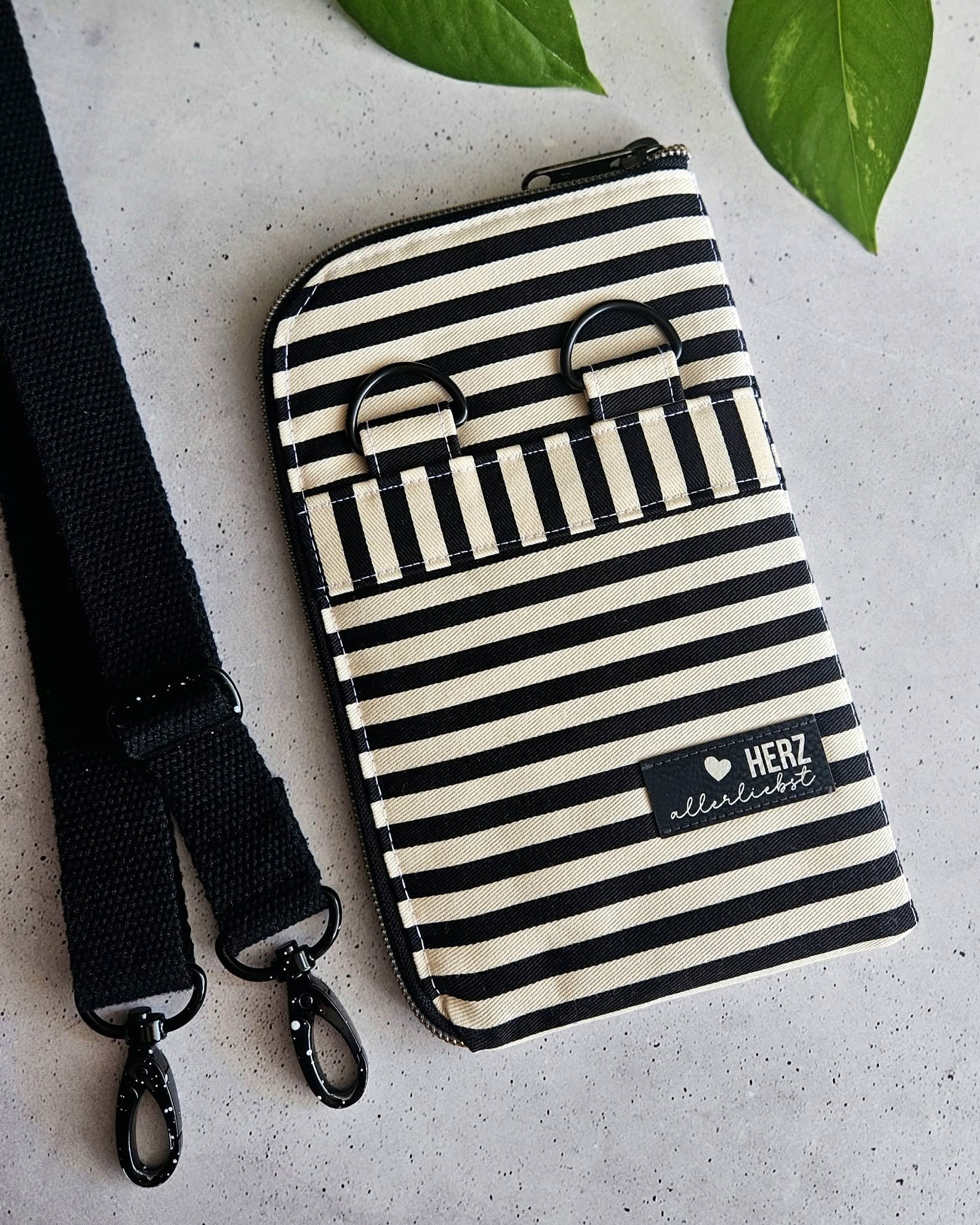 sew-simple-lenny-tablet-tasche-schnittmuster-pdf-techpouch image 3