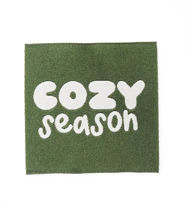 paul-clara-weblabel-cozy-season-3-8-cm-n-hetikett image 1