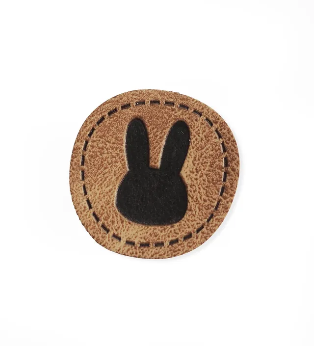 paul-clara-kunstleder-labels-hase-label-zum-aufb-geln image 1