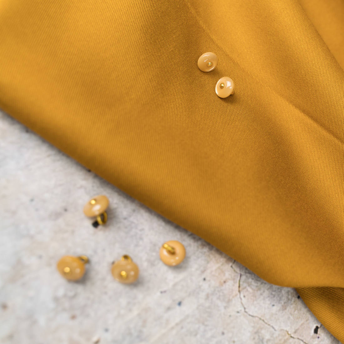mind-the-maker-ecovero-viskose-senfgelb-twill image 3