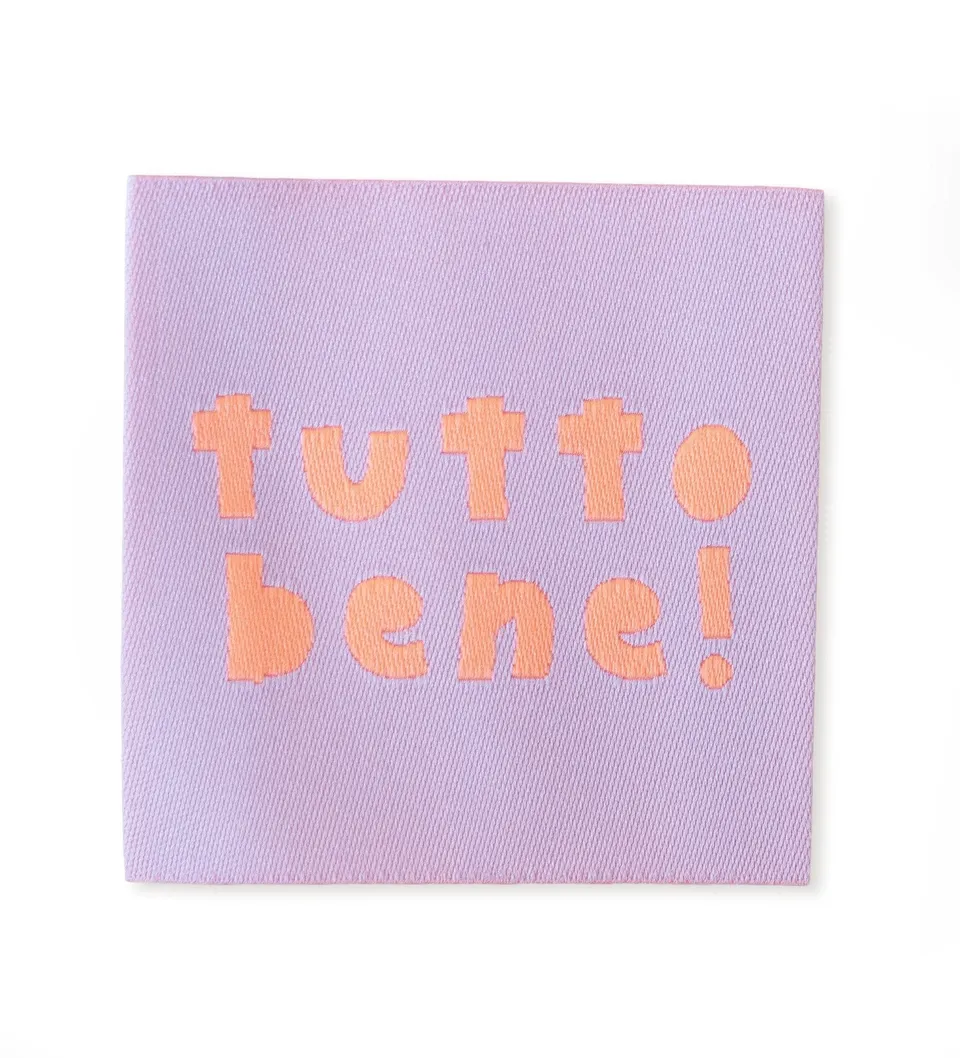 paul-clara-weblabels-tutto-bene-weblabel-lila-4x4-cm image 1