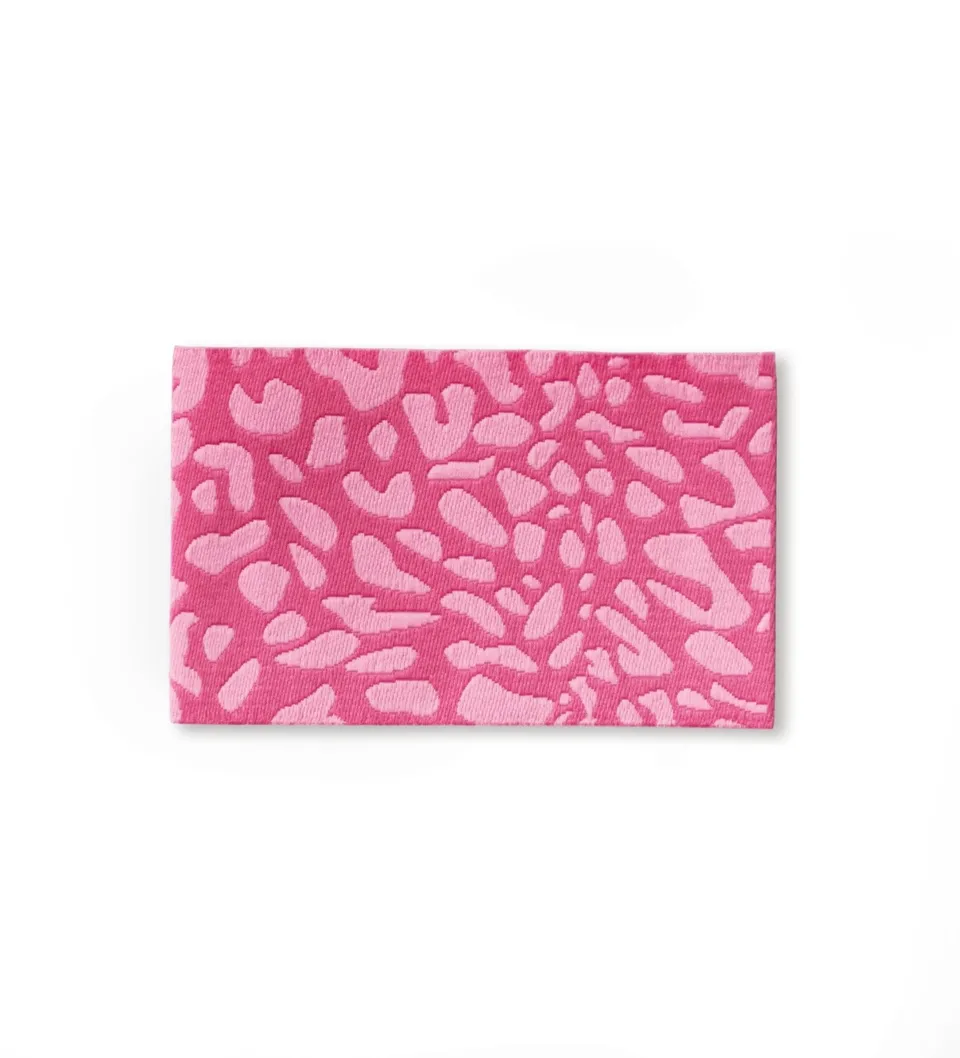 paul-clara-xl-weblabel-leo-pink-layering-etikett image 1
