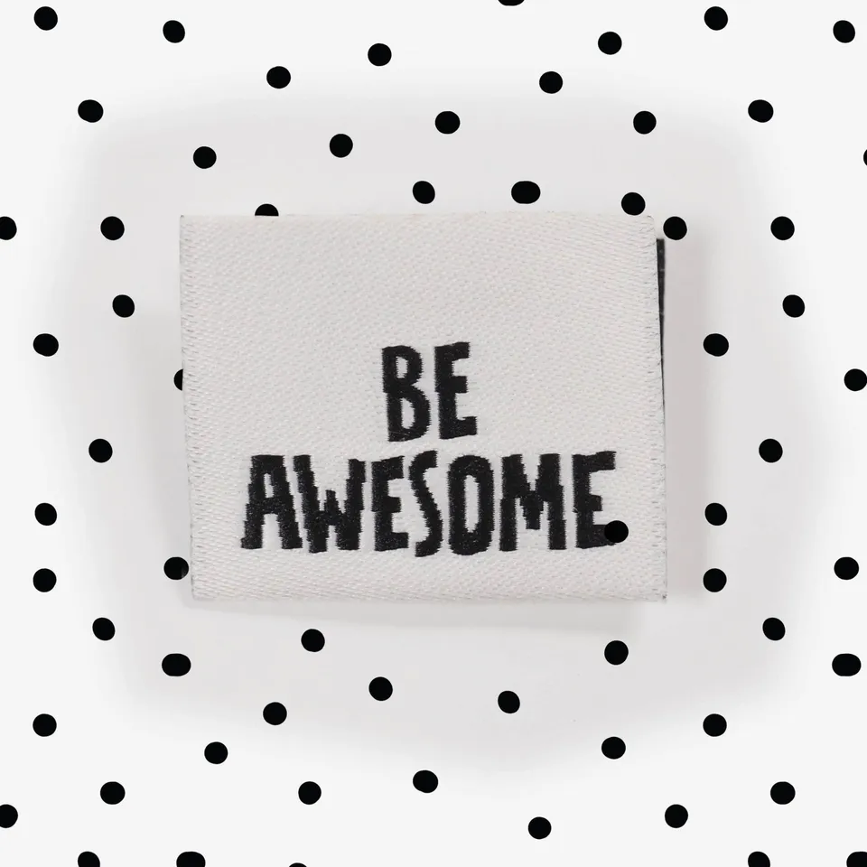 paul-clara-weblabels-weblabel-be-awesome-n-hlabel image 1