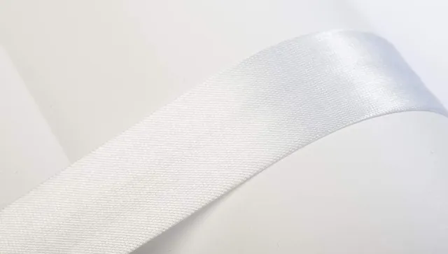 jajasio-schr-gband-satin-19mm-wei-10m-atlasband image 1