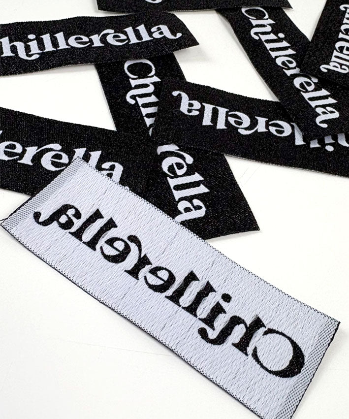 lenipepunkt-xl-patch-chillerella-glitzer-schwarz-8x3-cm image 3