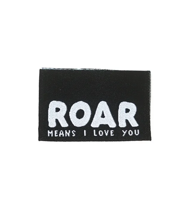 paul-clara-weblabel-roar-means-i-love-you-klapplabel image 1