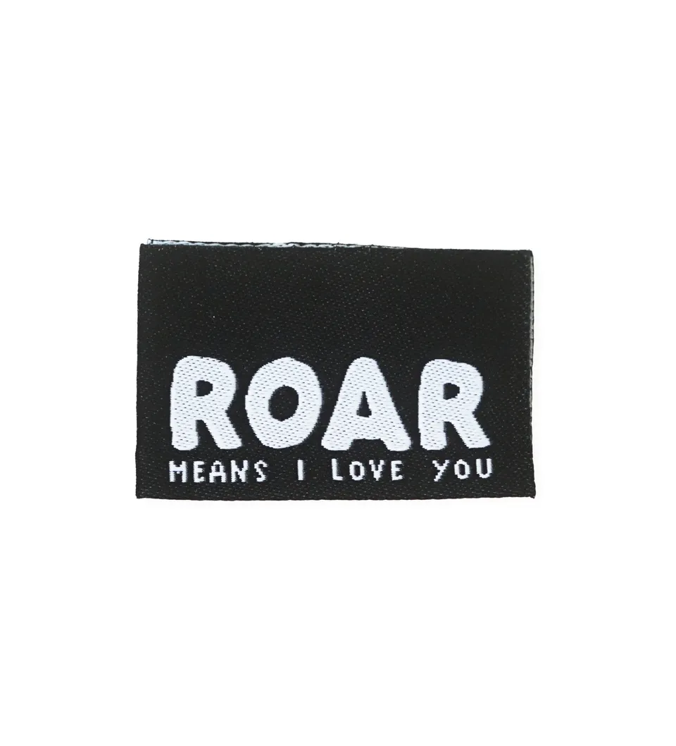 paul-clara-weblabel-roar-means-i-love-you-klapplabel image 1