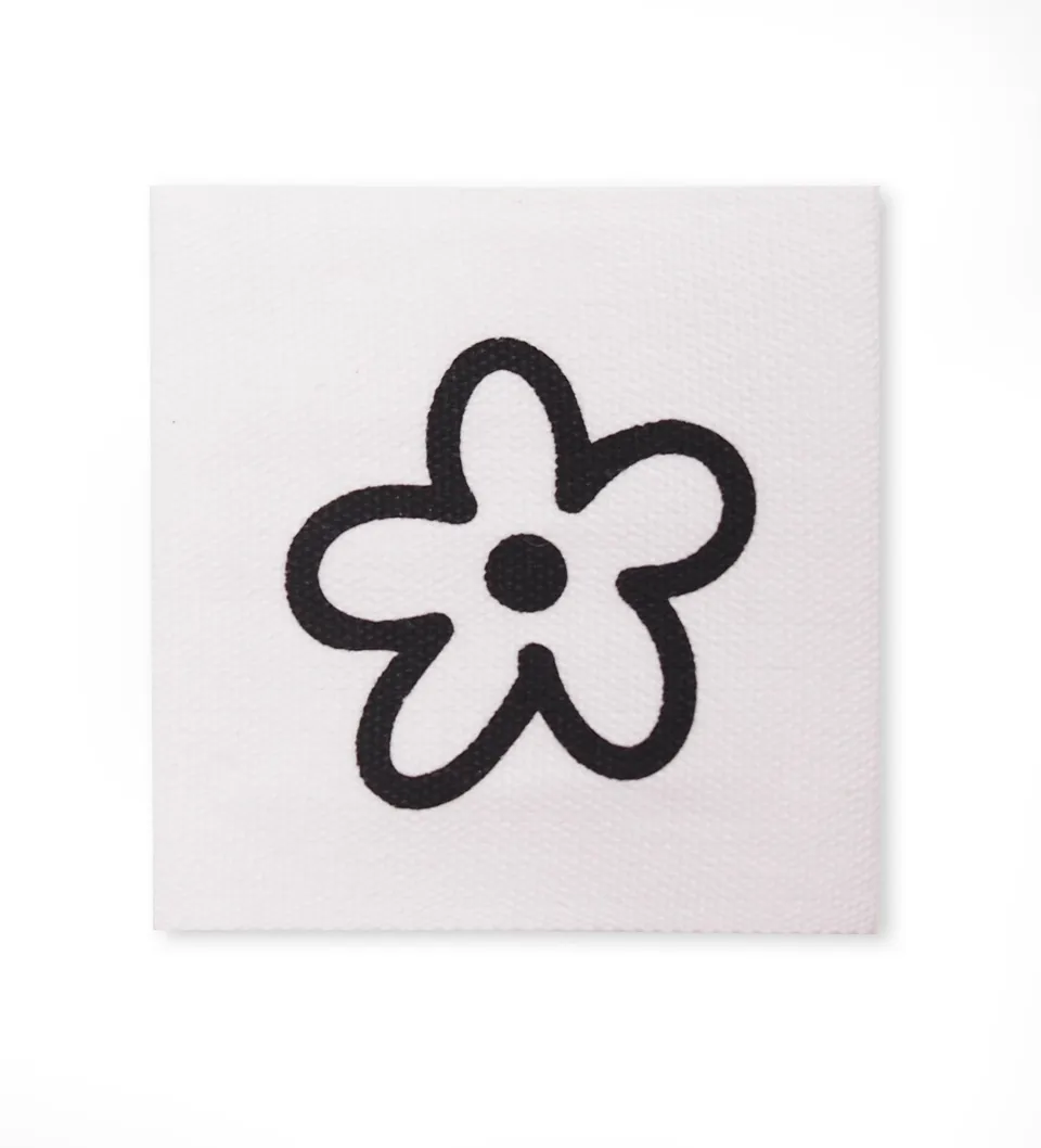 paul-clara-baumwoll-labels-blume-n-hlabel-3-8x3-8-cm image 1