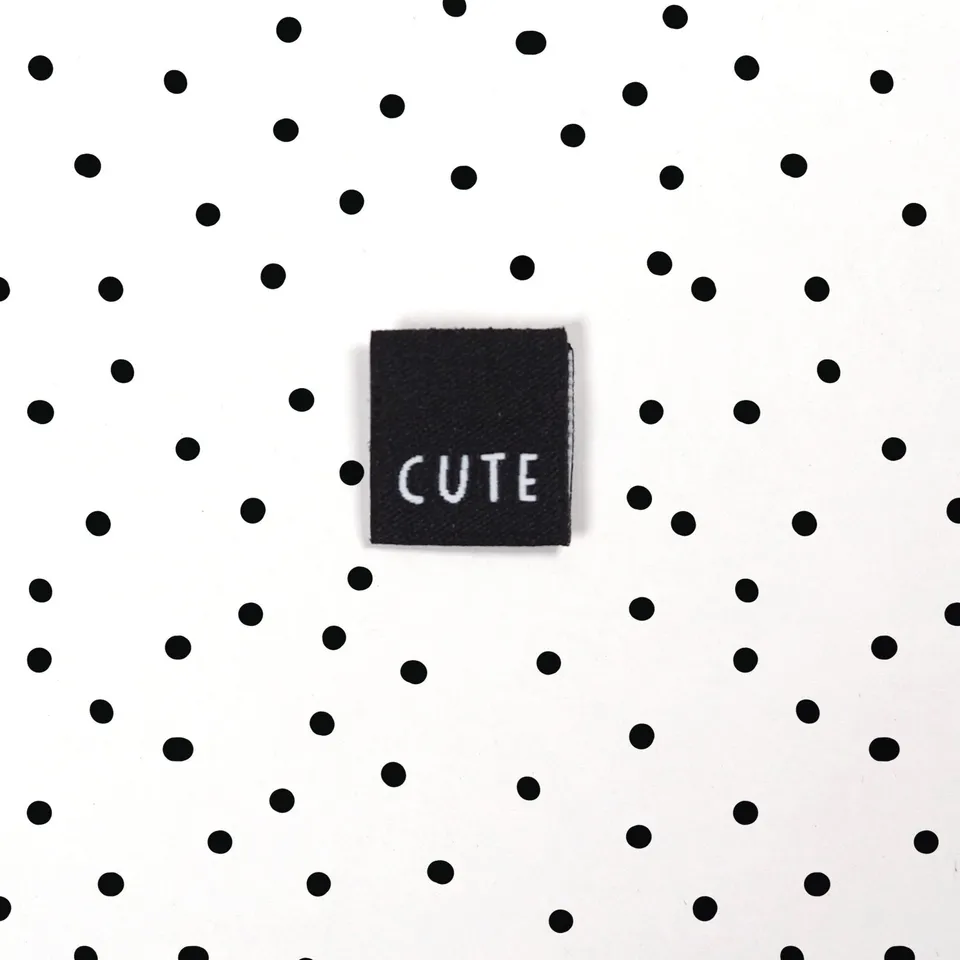 paul-clara-weblabels-mini-label-cute-einn-hlabel image 1