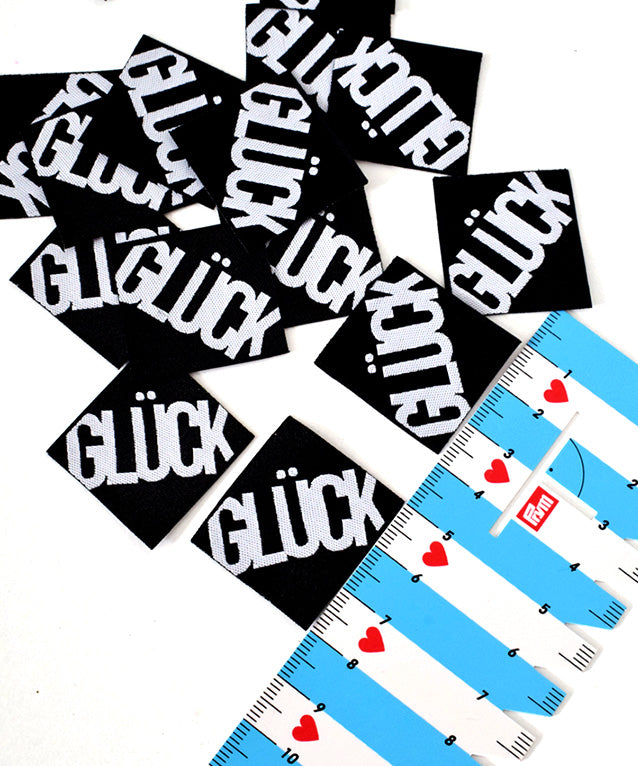 lenipepunkt-gl-ck-patch-schwarz-weiss-3x3-cm-polyester image 6