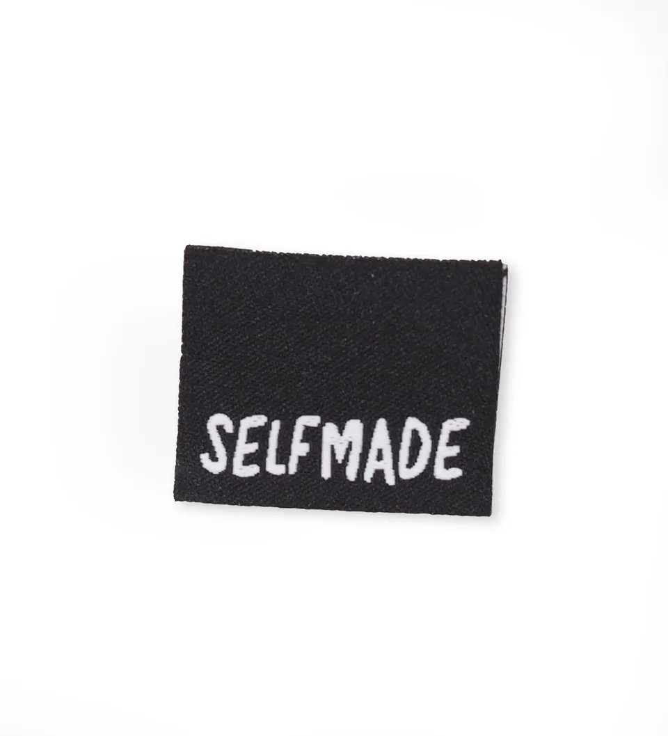 paul-clara-klapp-weblabel-selfmade-typo-label image 1