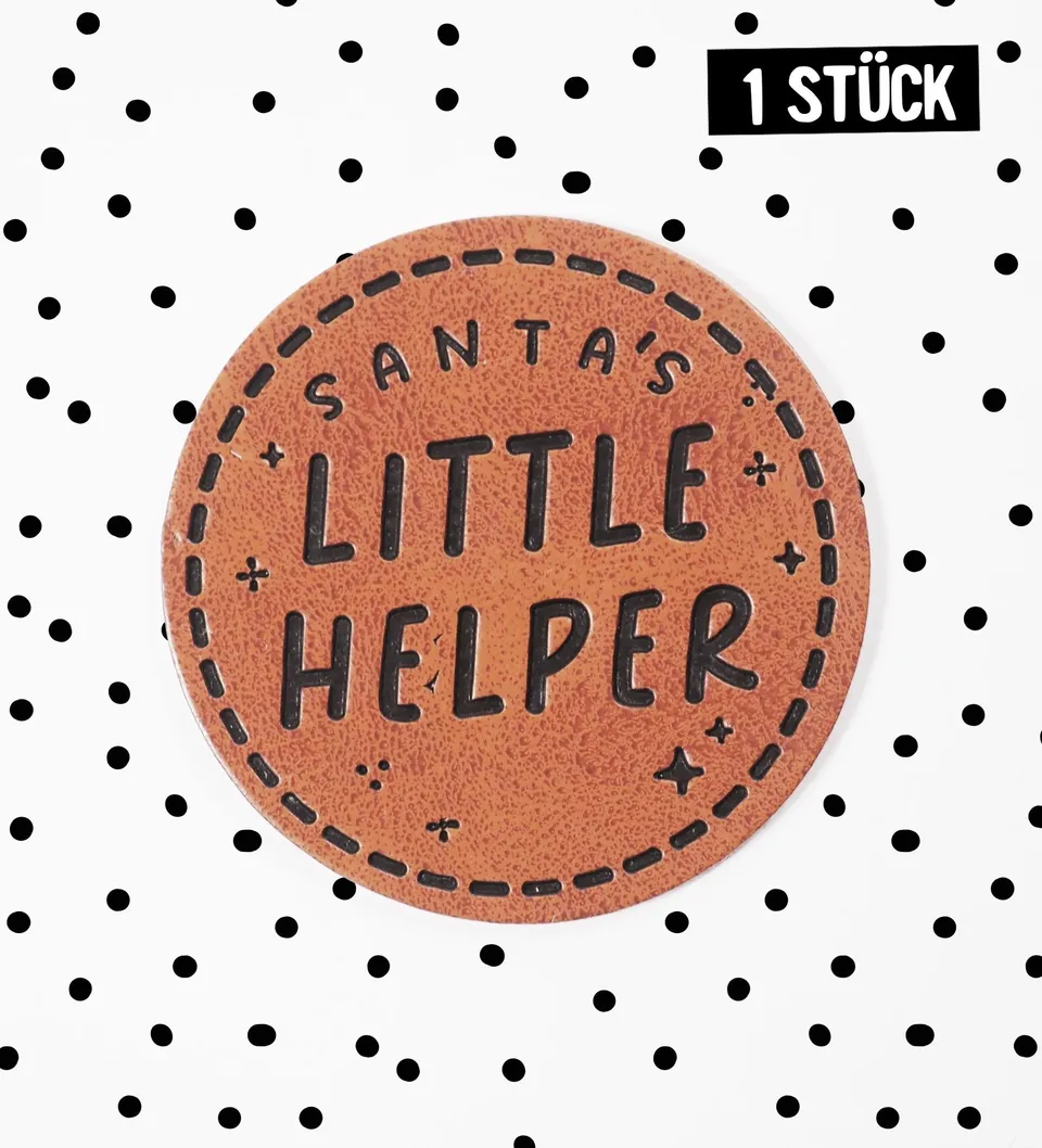 paul-clara-kunstleder-label-santas-little-helper-iron-on image 1