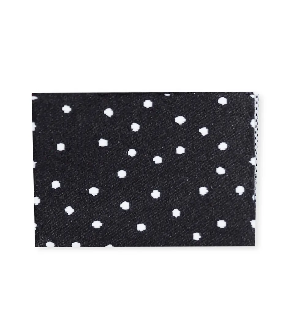 paul-clara-weblabels-klapp-weblabel-punkte-schwarz-wei-einn-her image 1