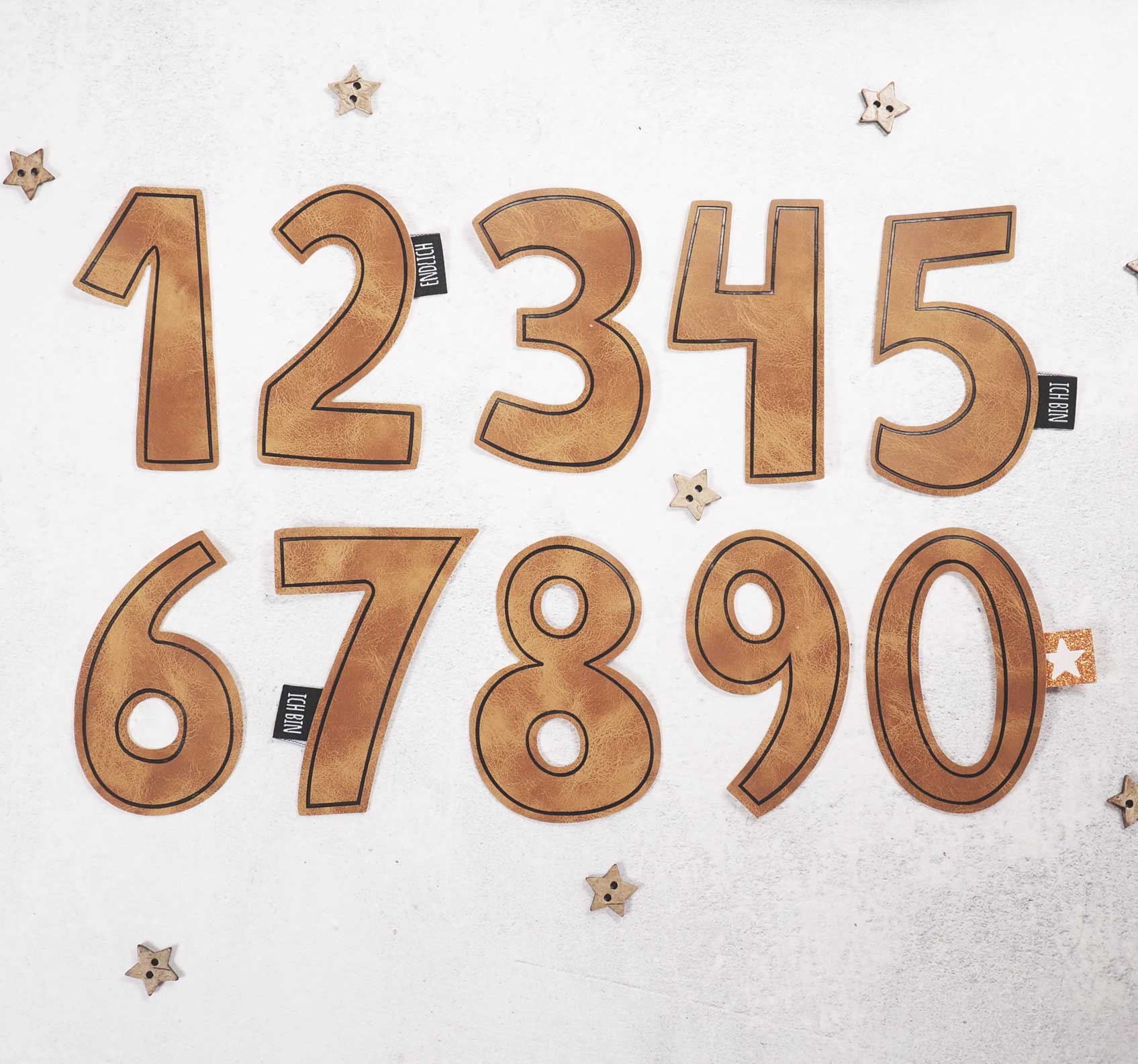 paul-clara-geburtstagszahl-2-kunstlederlabel-iron-on-4-5-x-8-cm image 2
