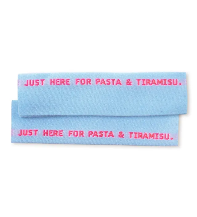 paul-clara-weblabels-just-here-for-pizza-klapp-label image 1