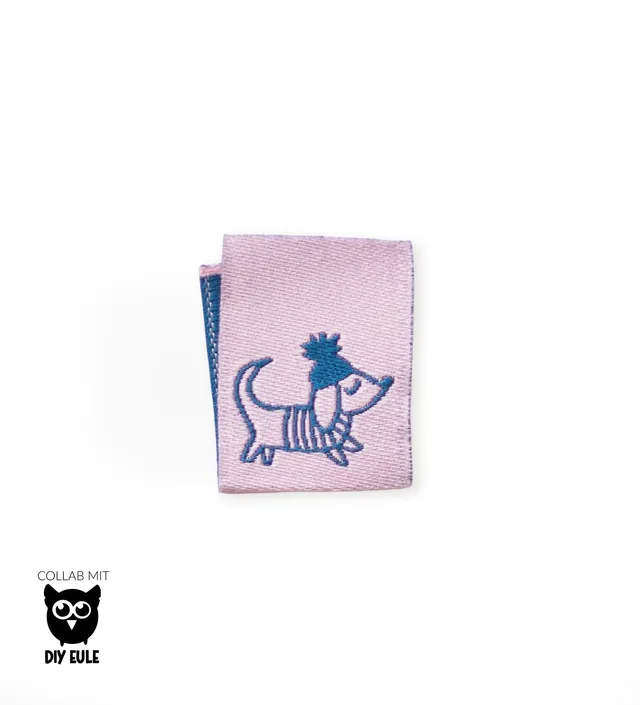 paul-clara-dackel-klapp-weblabel-rosa-blau image 1