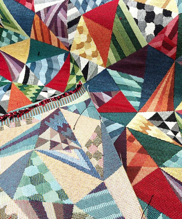 lenipepunkt-gobelin-taschenstoff-coloured-triangles-140cm image 3