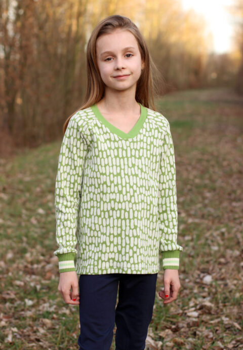fadenk-fer-vicky-kinder-pullover-schnittmuster-ebook-74-164-v-ausschnitt image 8